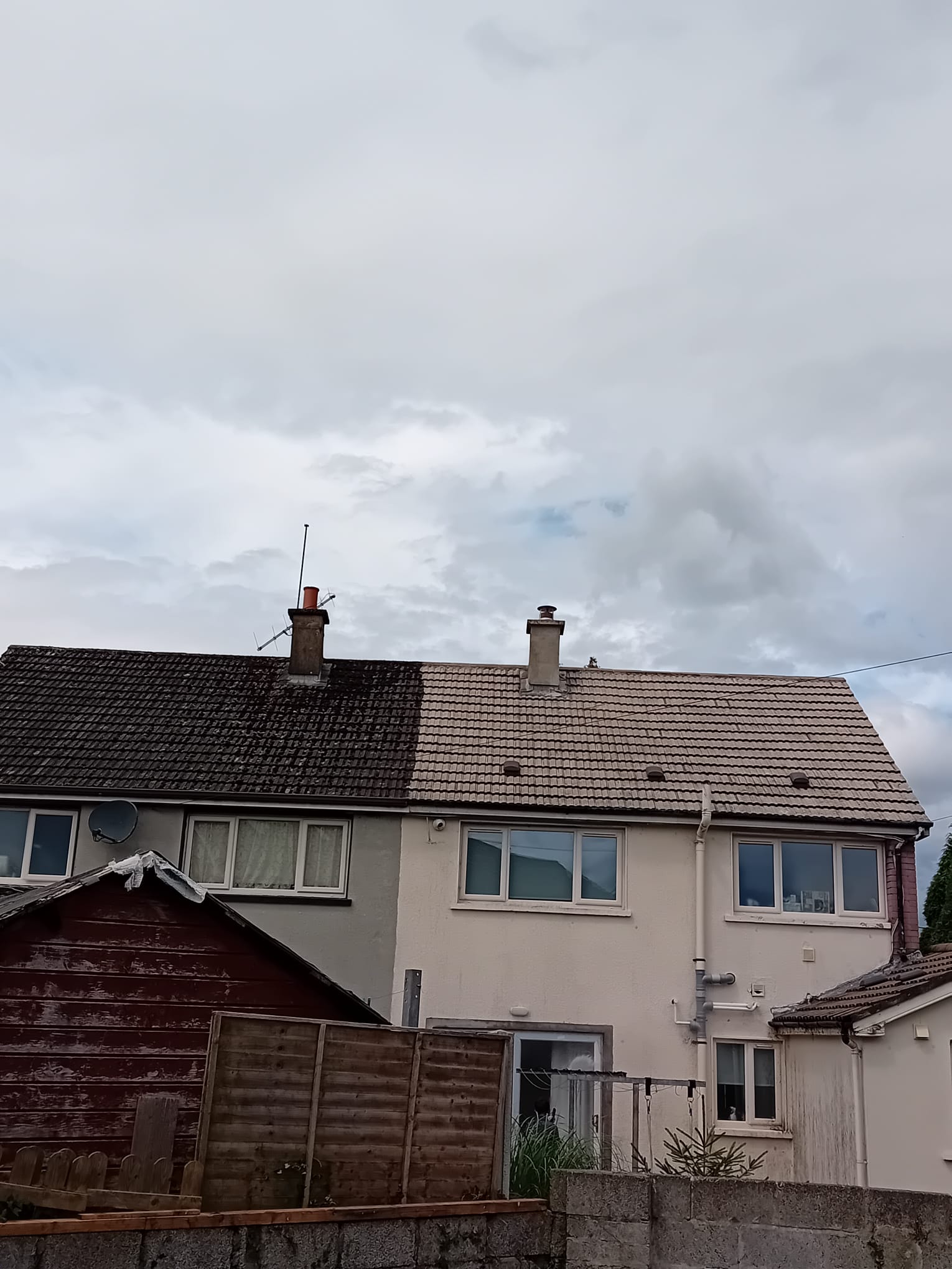 clean house exterior